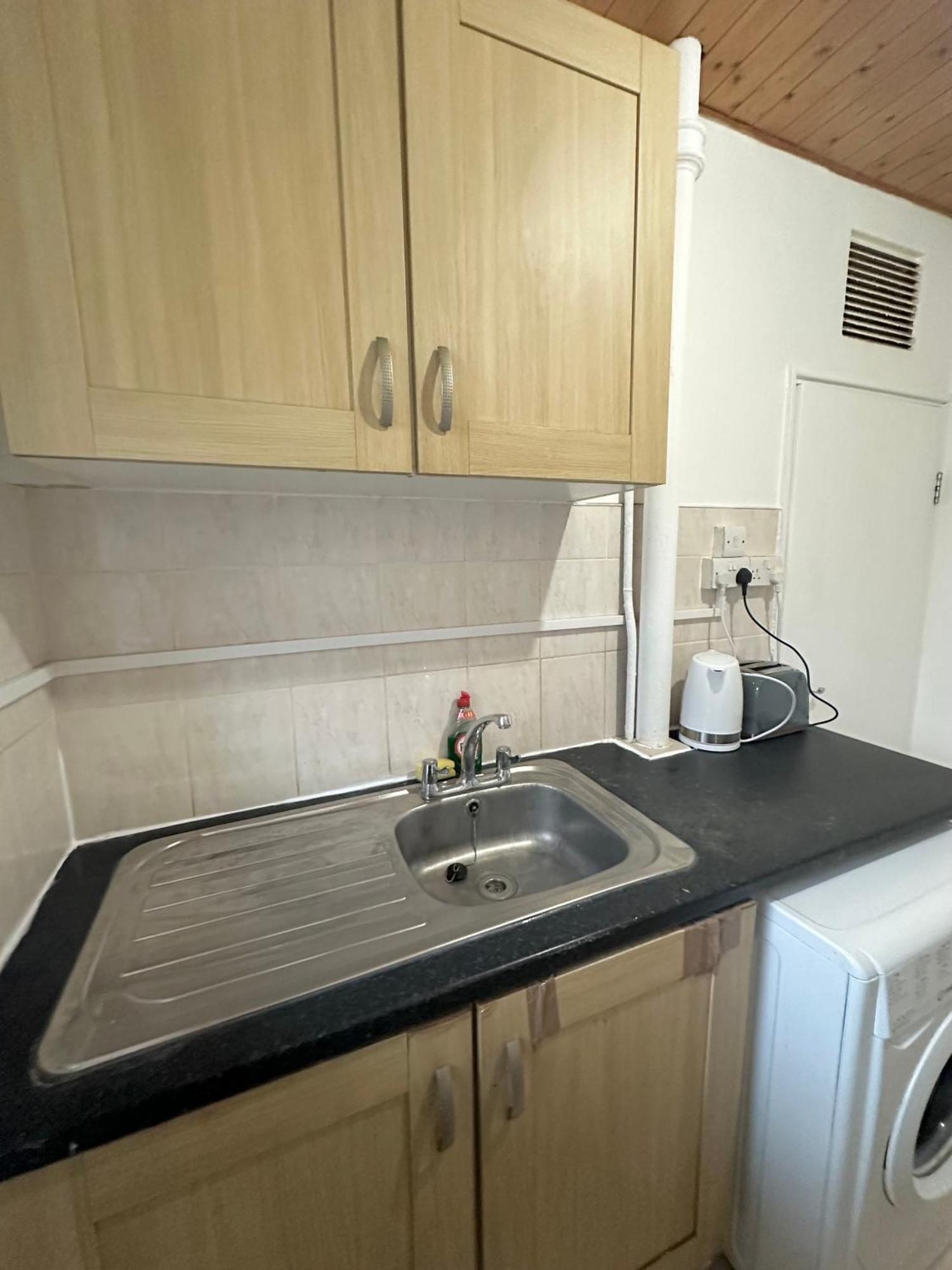 1 Bedroom Flat In Whitechapel, London Exterior photo